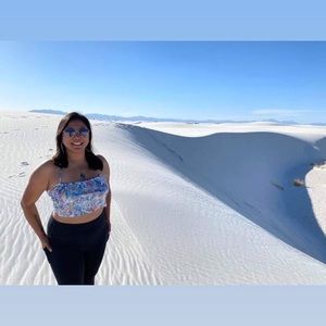 Meet your Posher, Lauren